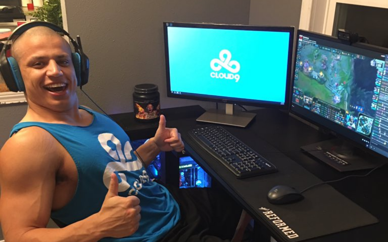 How Tall Is Tyler1? - Deltia's Gaming